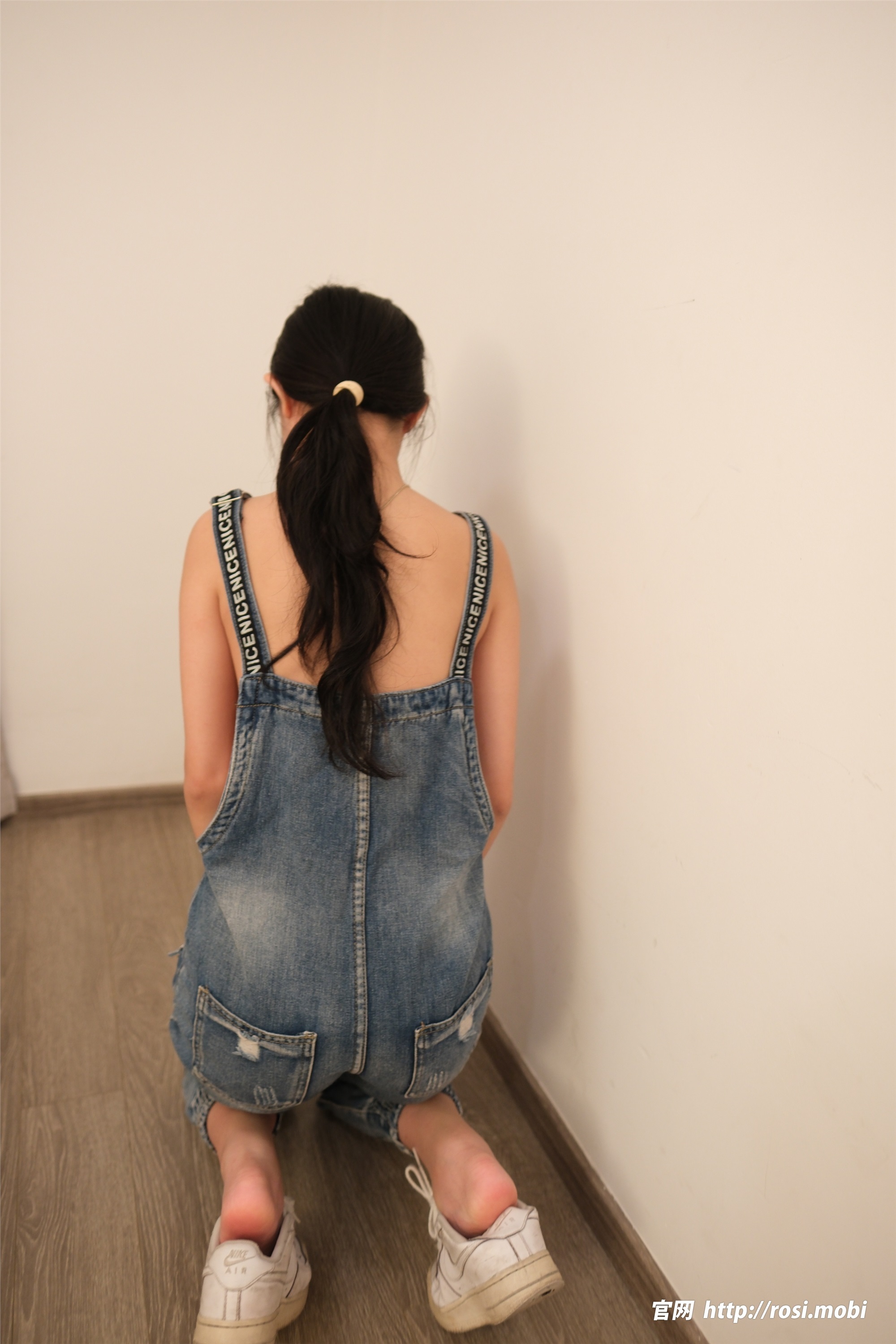 ROSI写真 2025.05.30 NO.4925